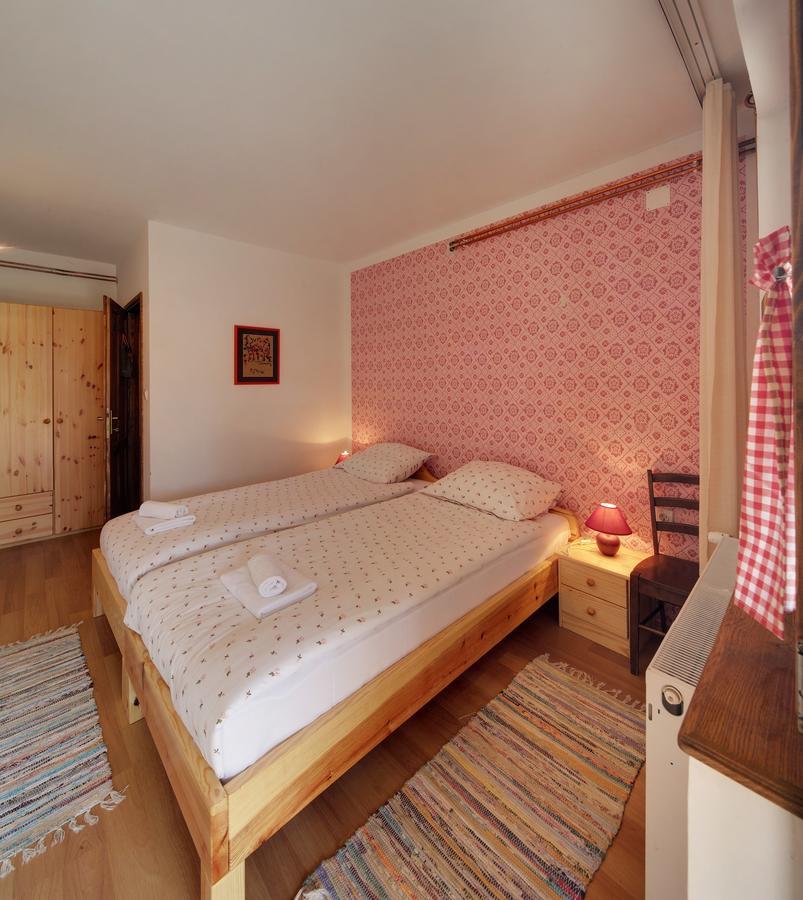 Sobe Kod Baje - Baranjska Kuca Bed and Breakfast Karanac Exteriör bild