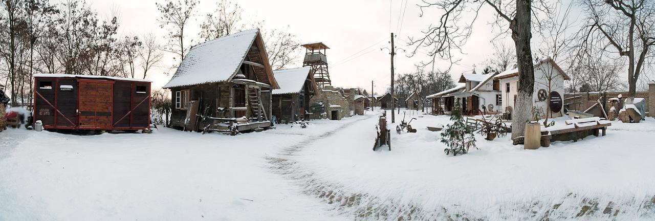 Sobe Kod Baje - Baranjska Kuca Bed and Breakfast Karanac Exteriör bild